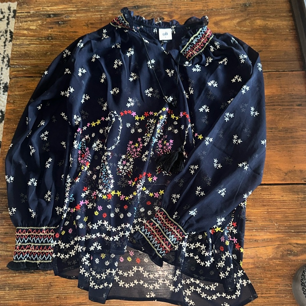 Cabi flowy long too. Size small. Light and flowy